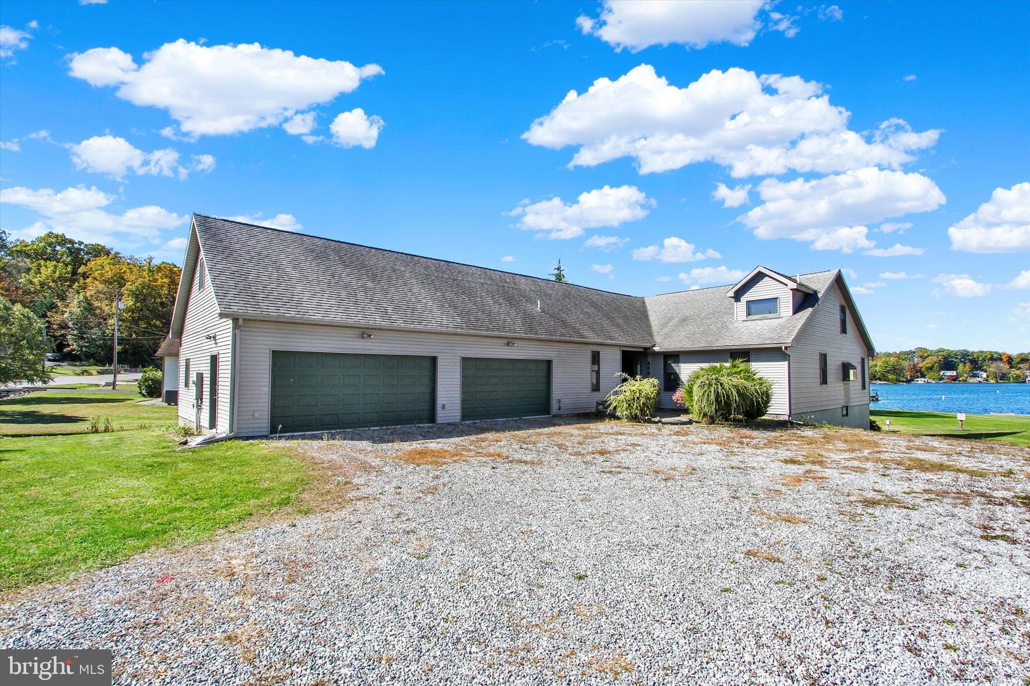 LAKE MEADE - Residential