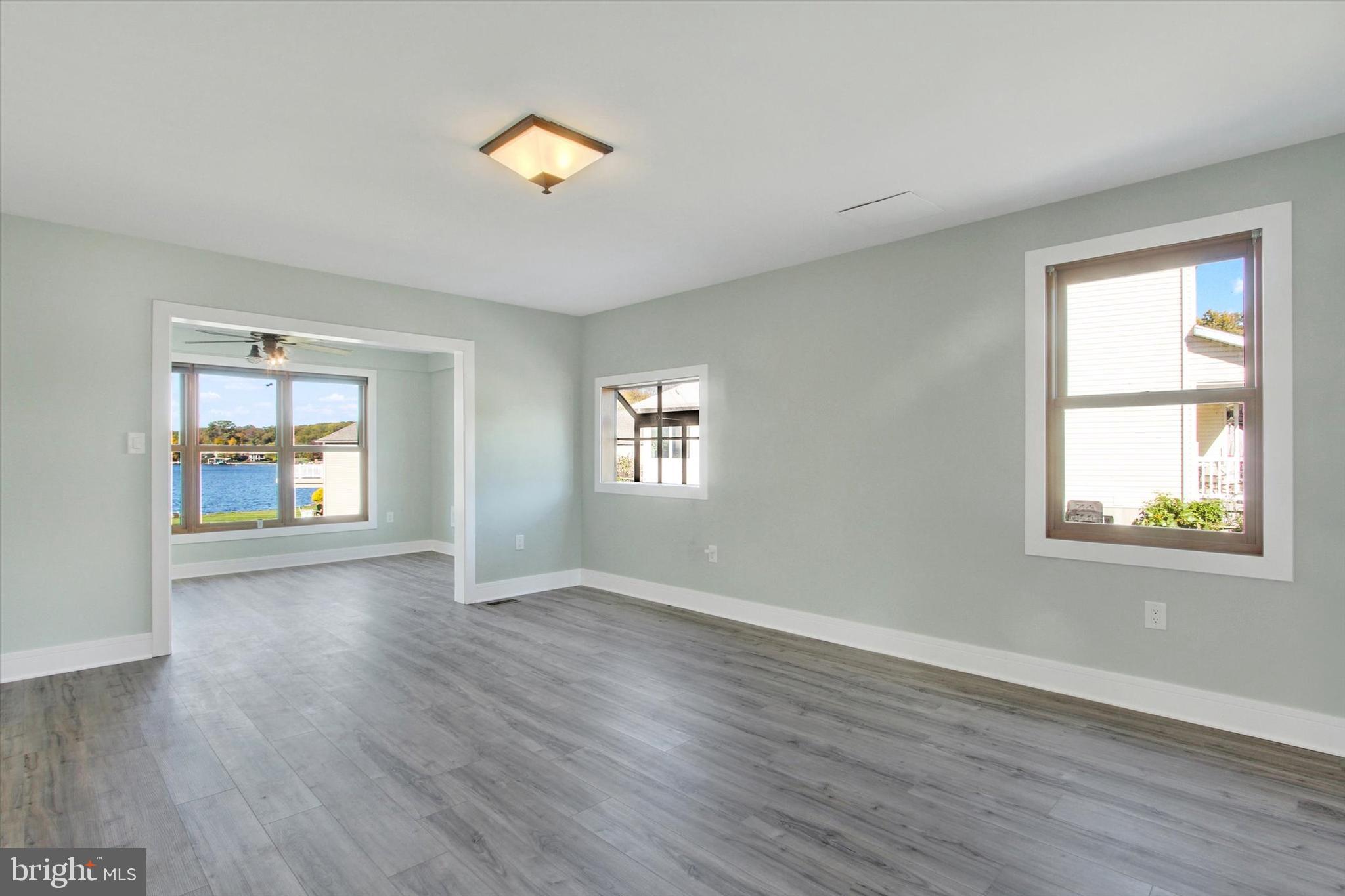 LAKE MEADE - Residential