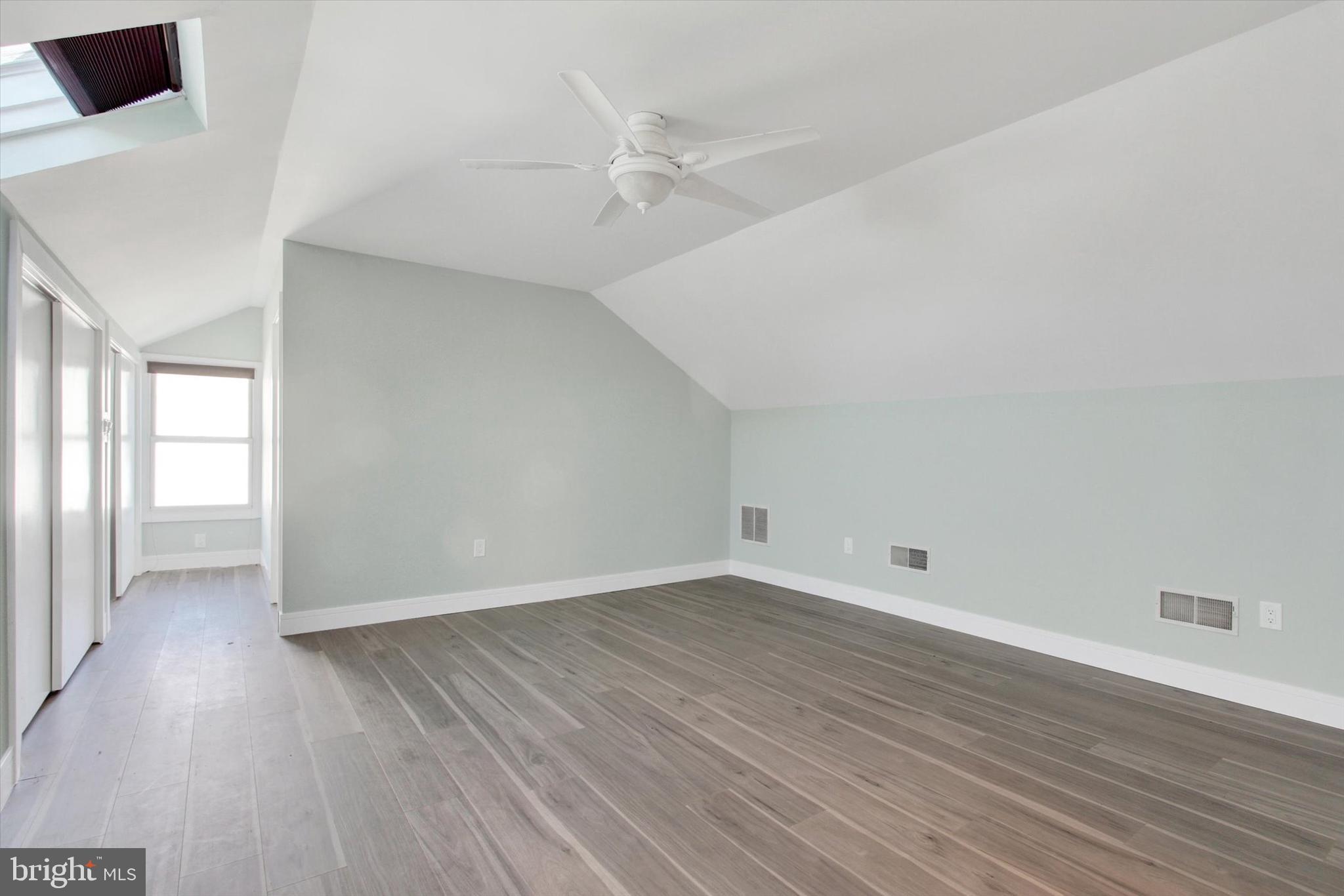 LAKE MEADE - Residential