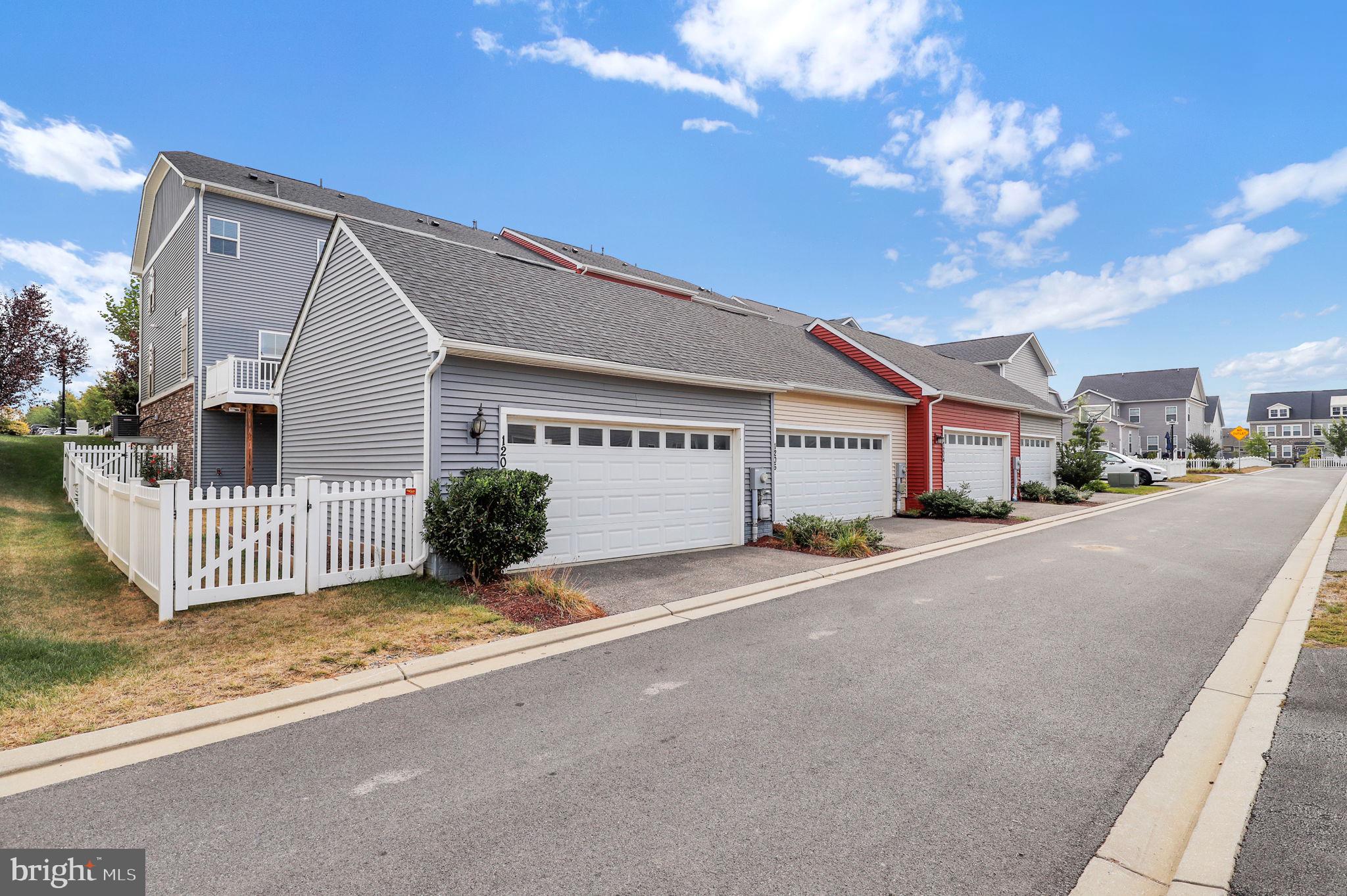 BRUNSWICK CROSSING - Residential