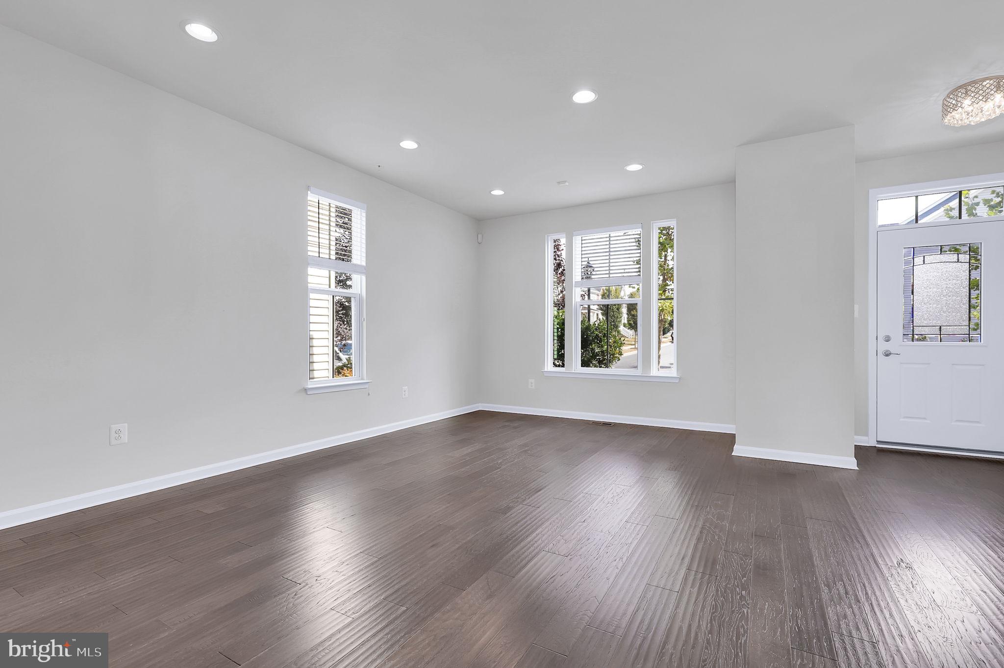 BRUNSWICK CROSSING - Residential