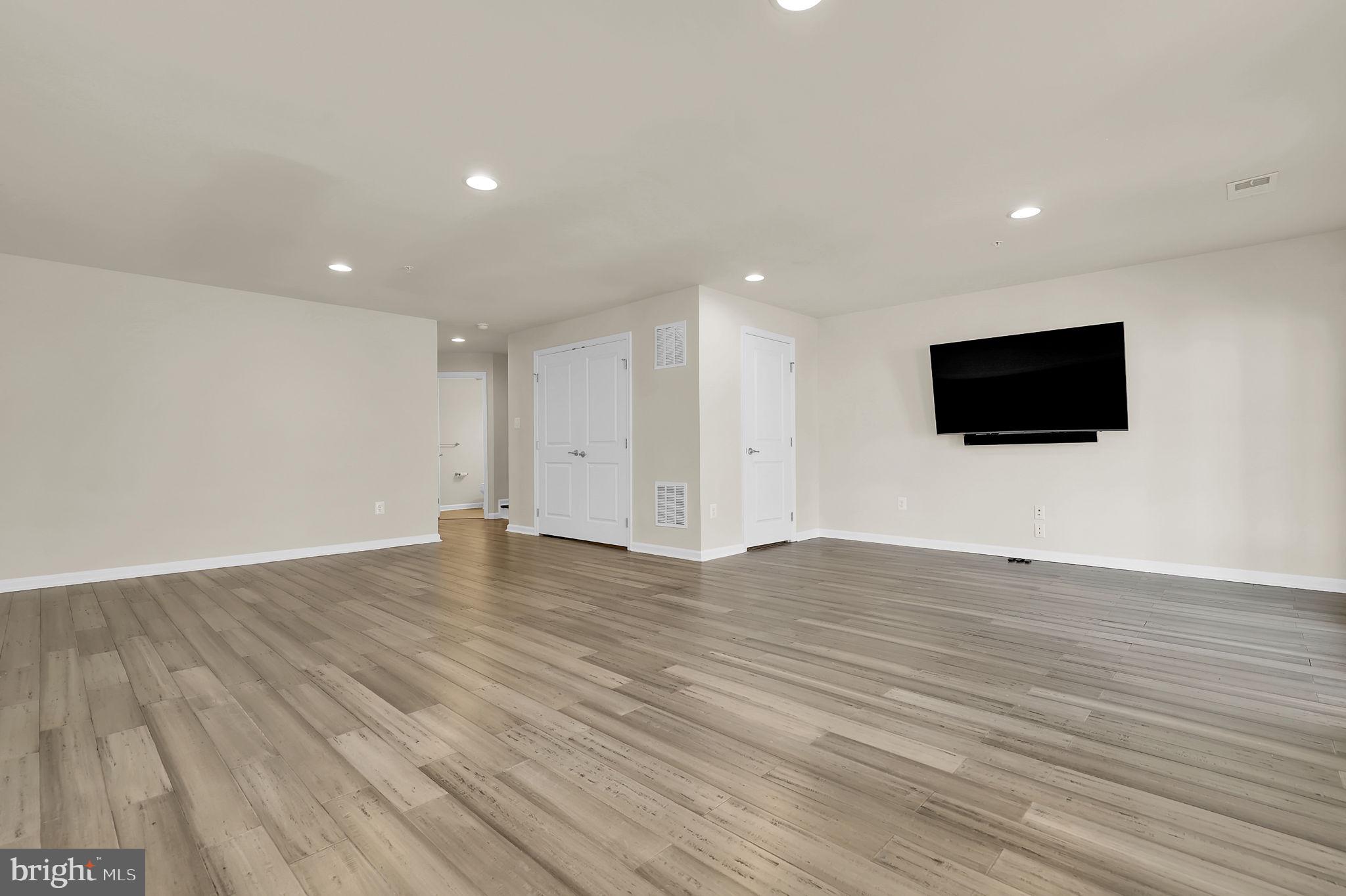 BRUNSWICK CROSSING - Residential