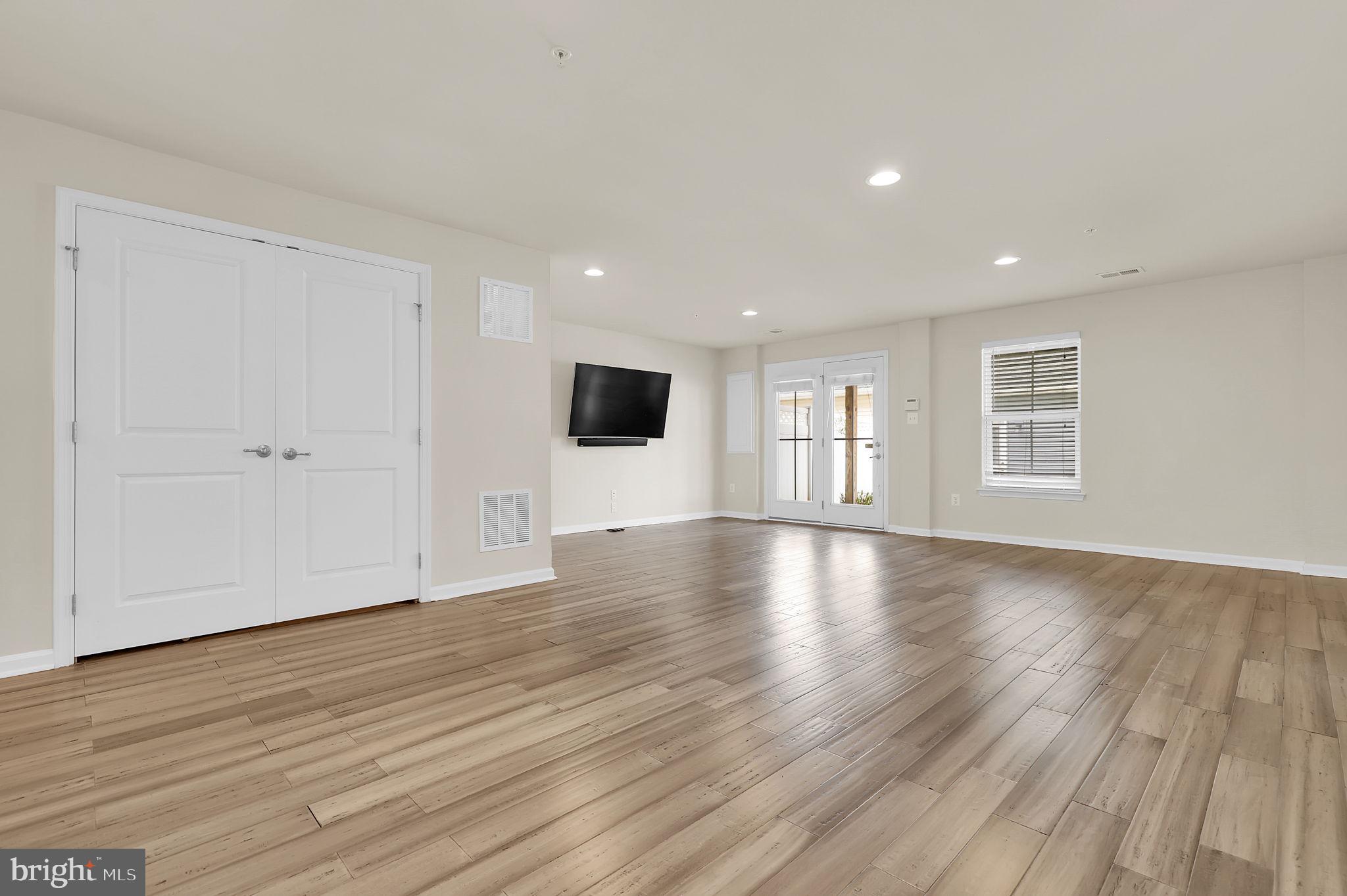 BRUNSWICK CROSSING - Residential