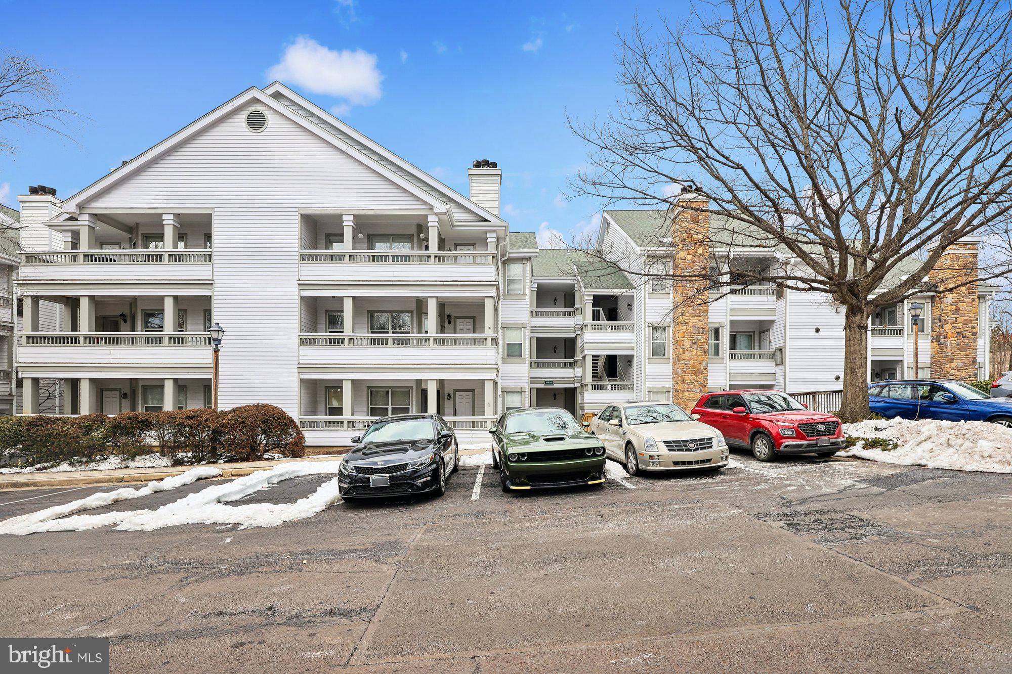 STONECROFT CONDO - Residential