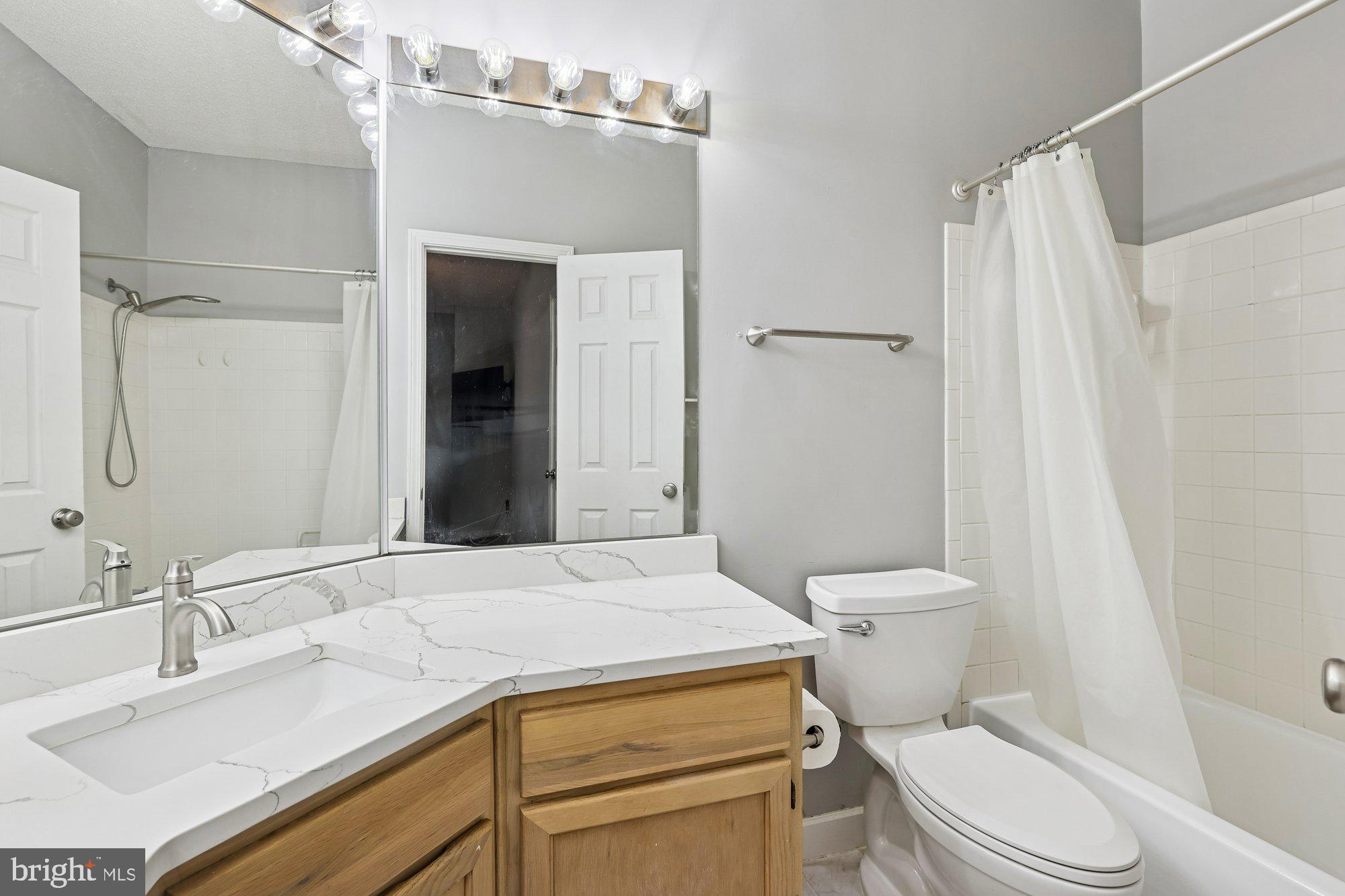 STONECROFT CONDO - Residential