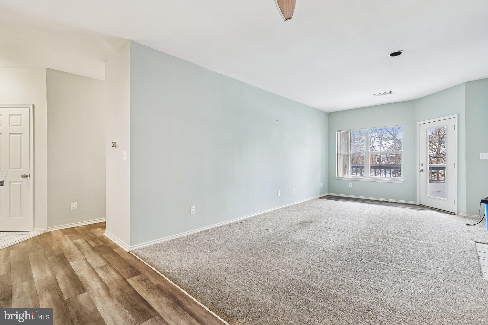 STONECROFT CONDO - Residential