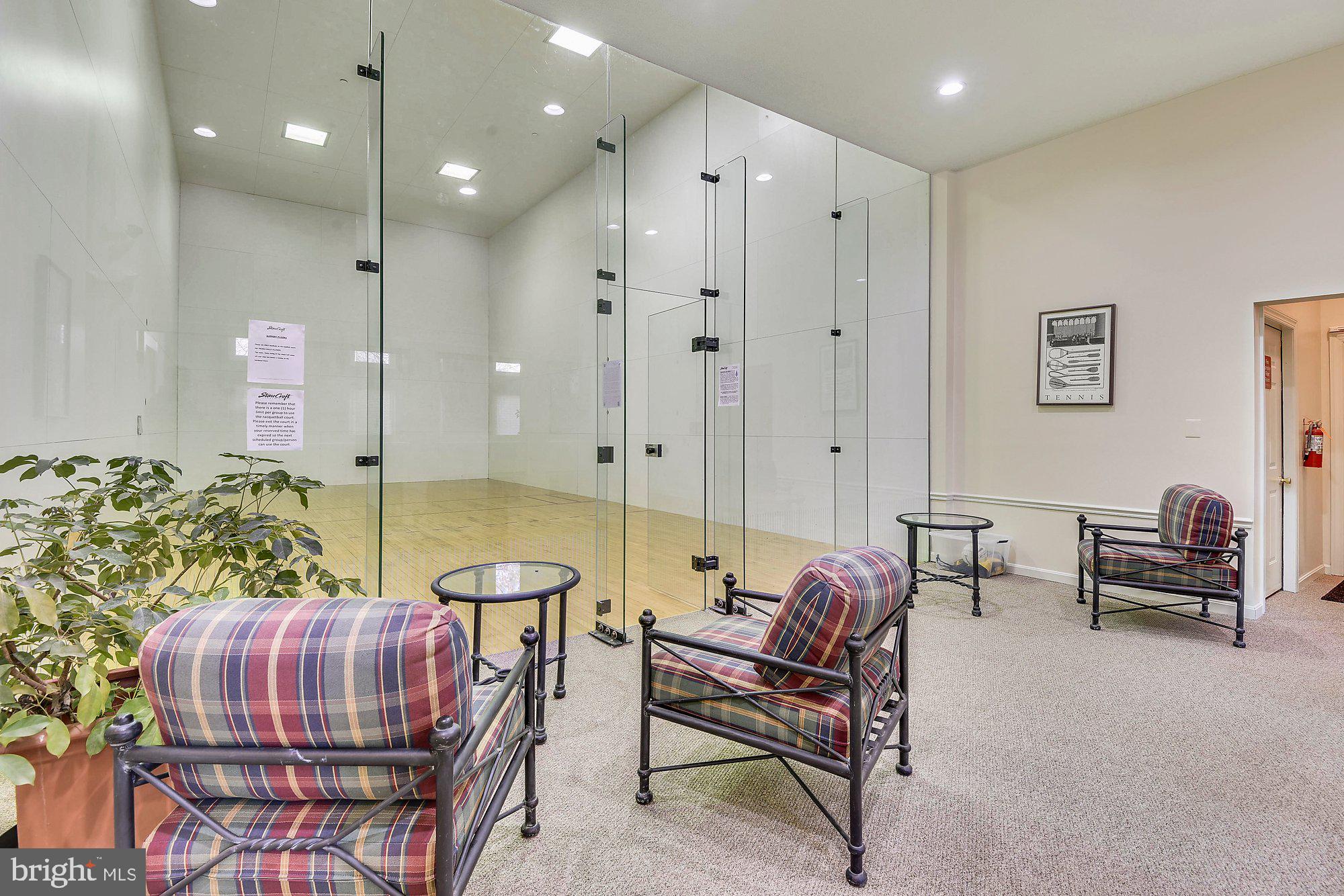 STONECROFT CONDO - Residential