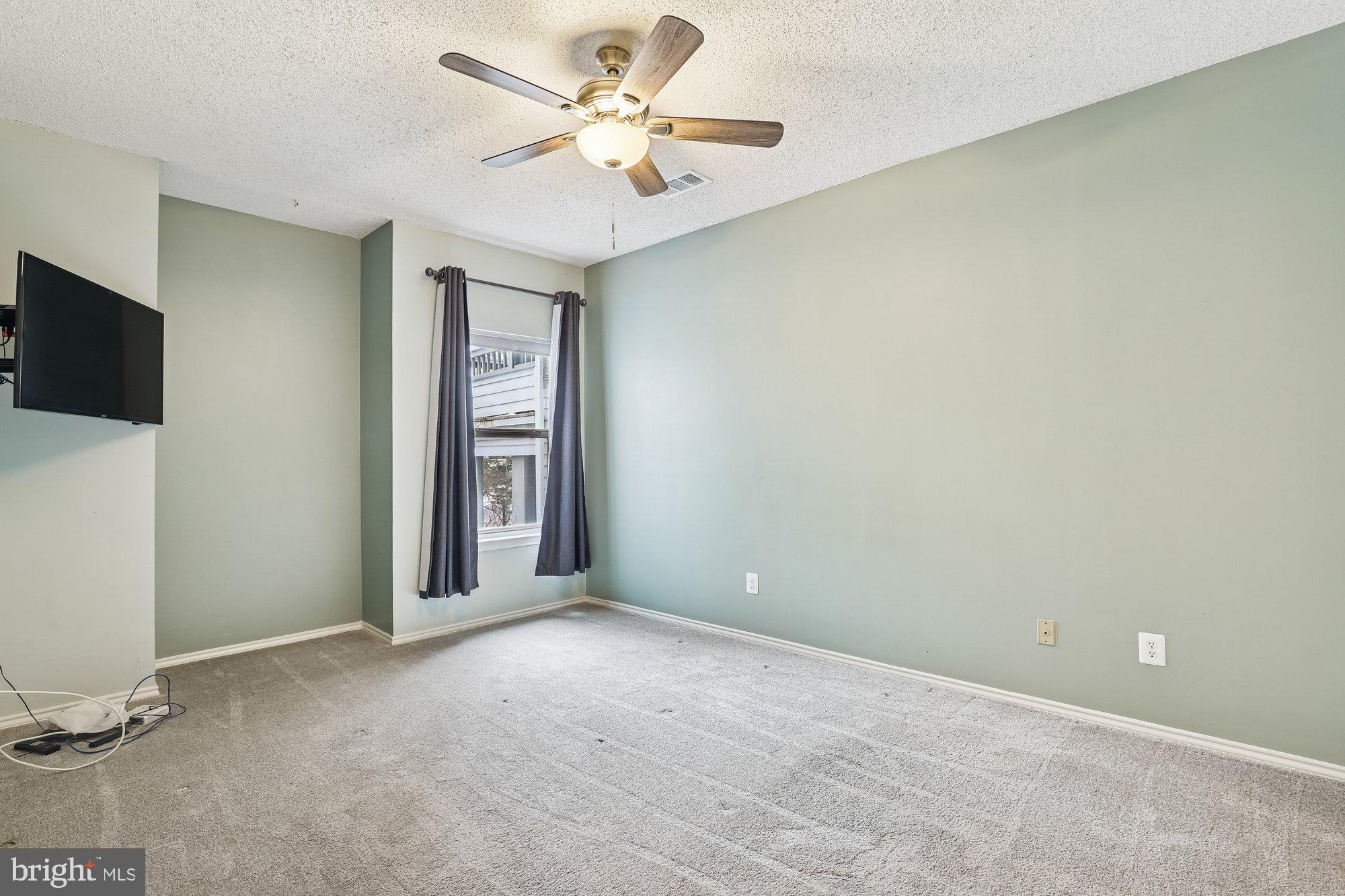 STONECROFT CONDO - Residential