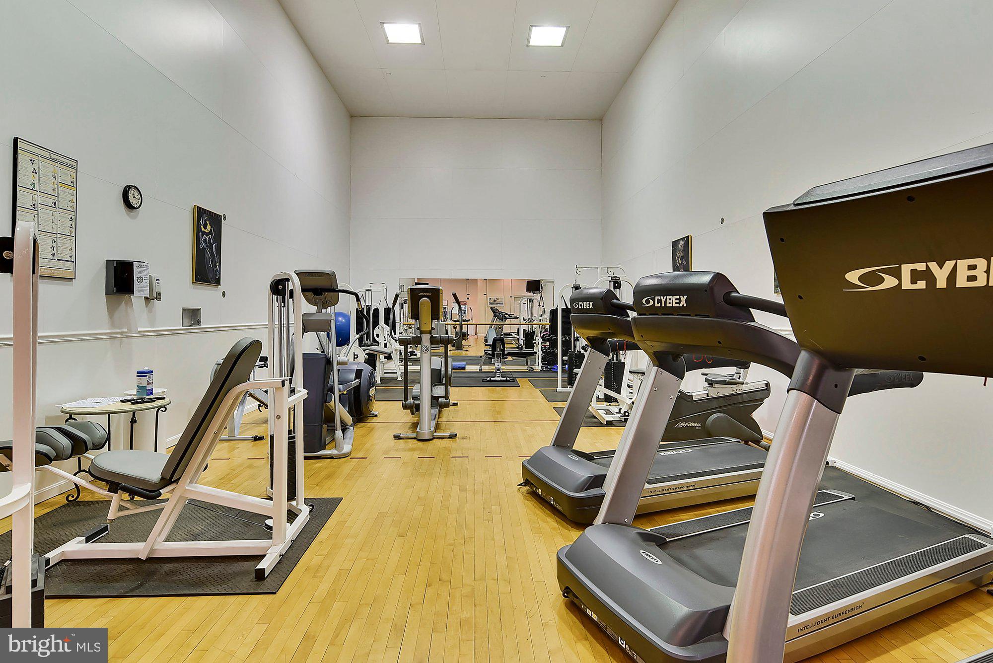 STONECROFT CONDO - Residential