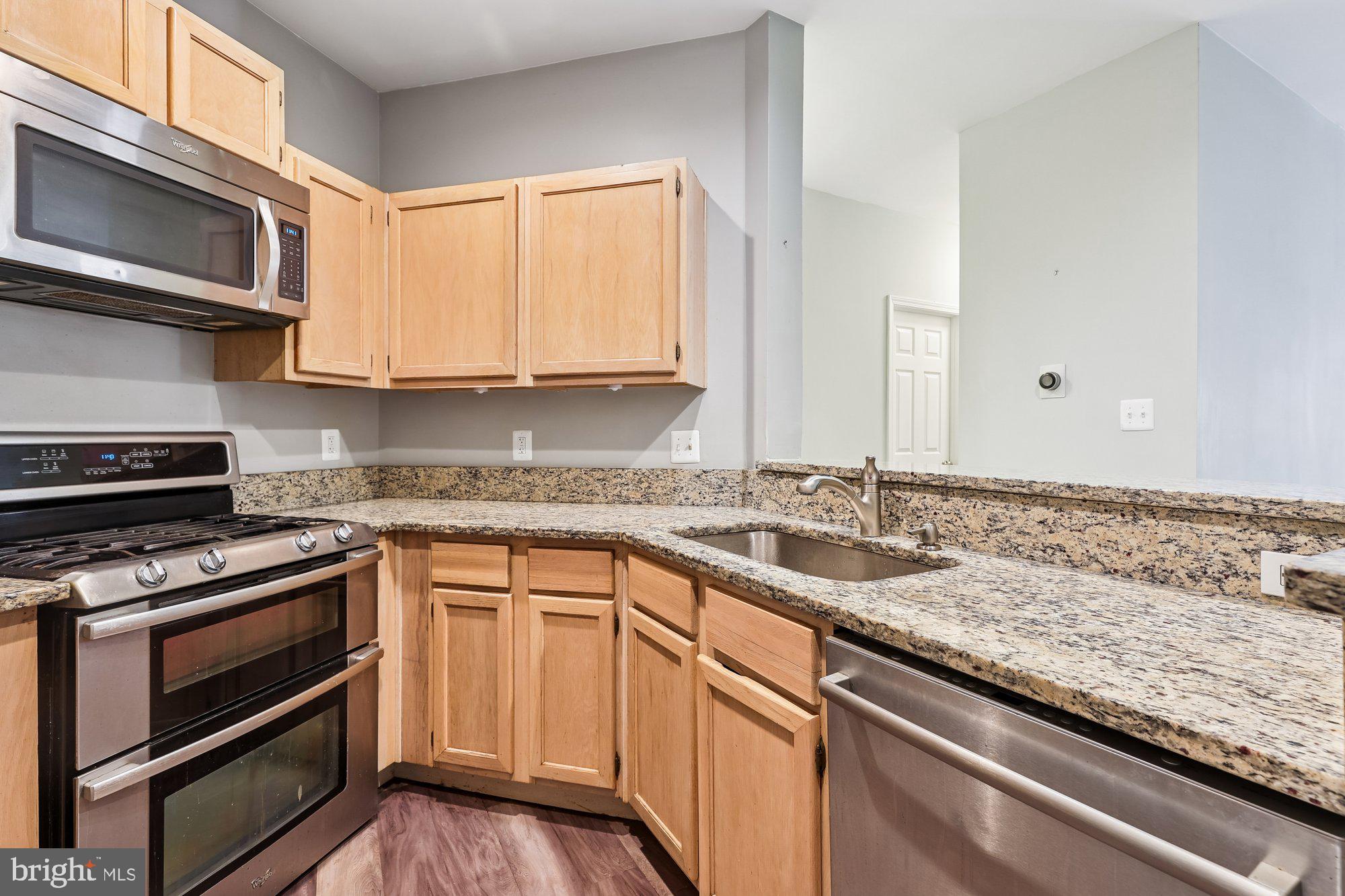 STONECROFT CONDO - Residential