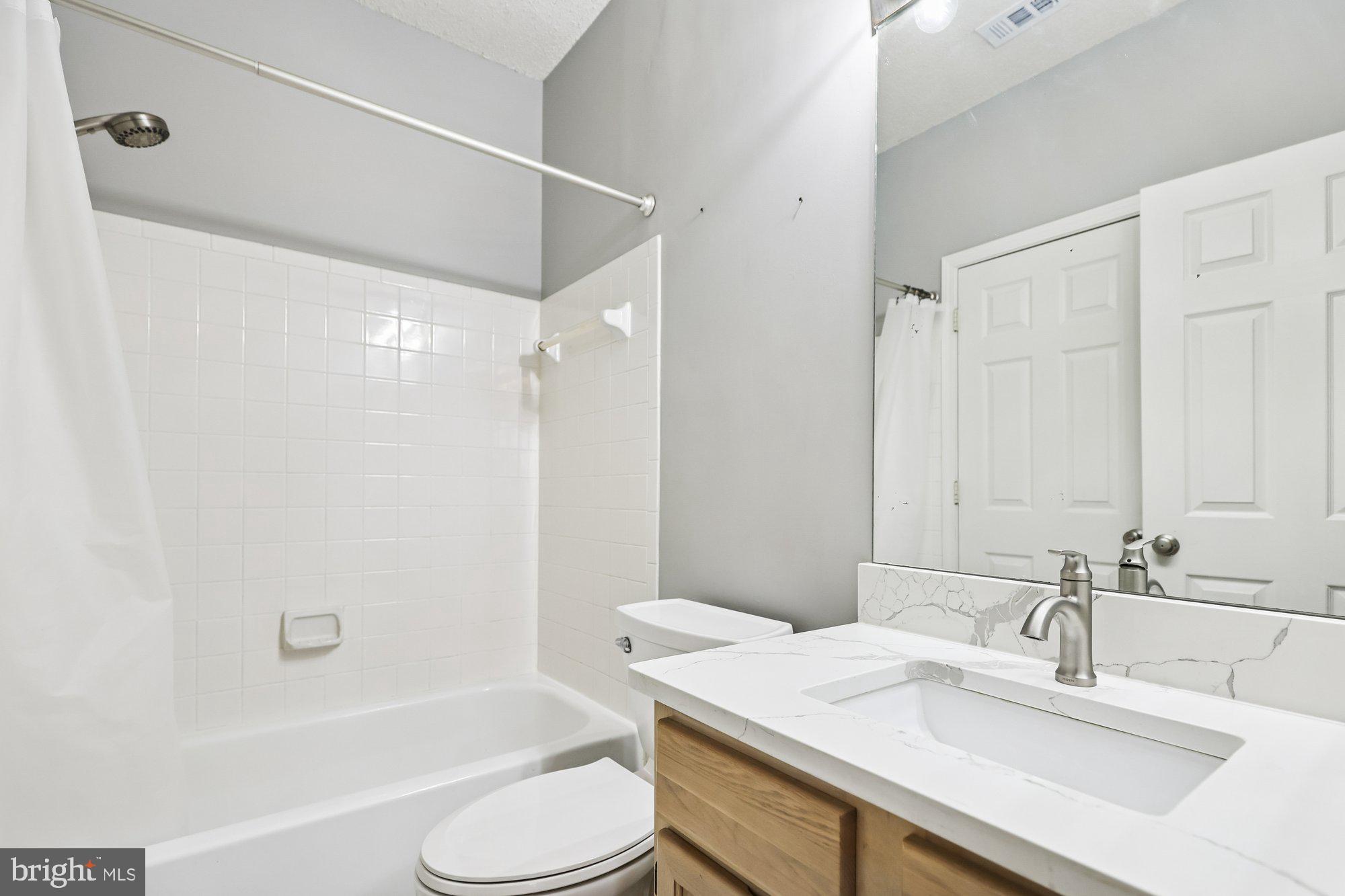 STONECROFT CONDO - Residential