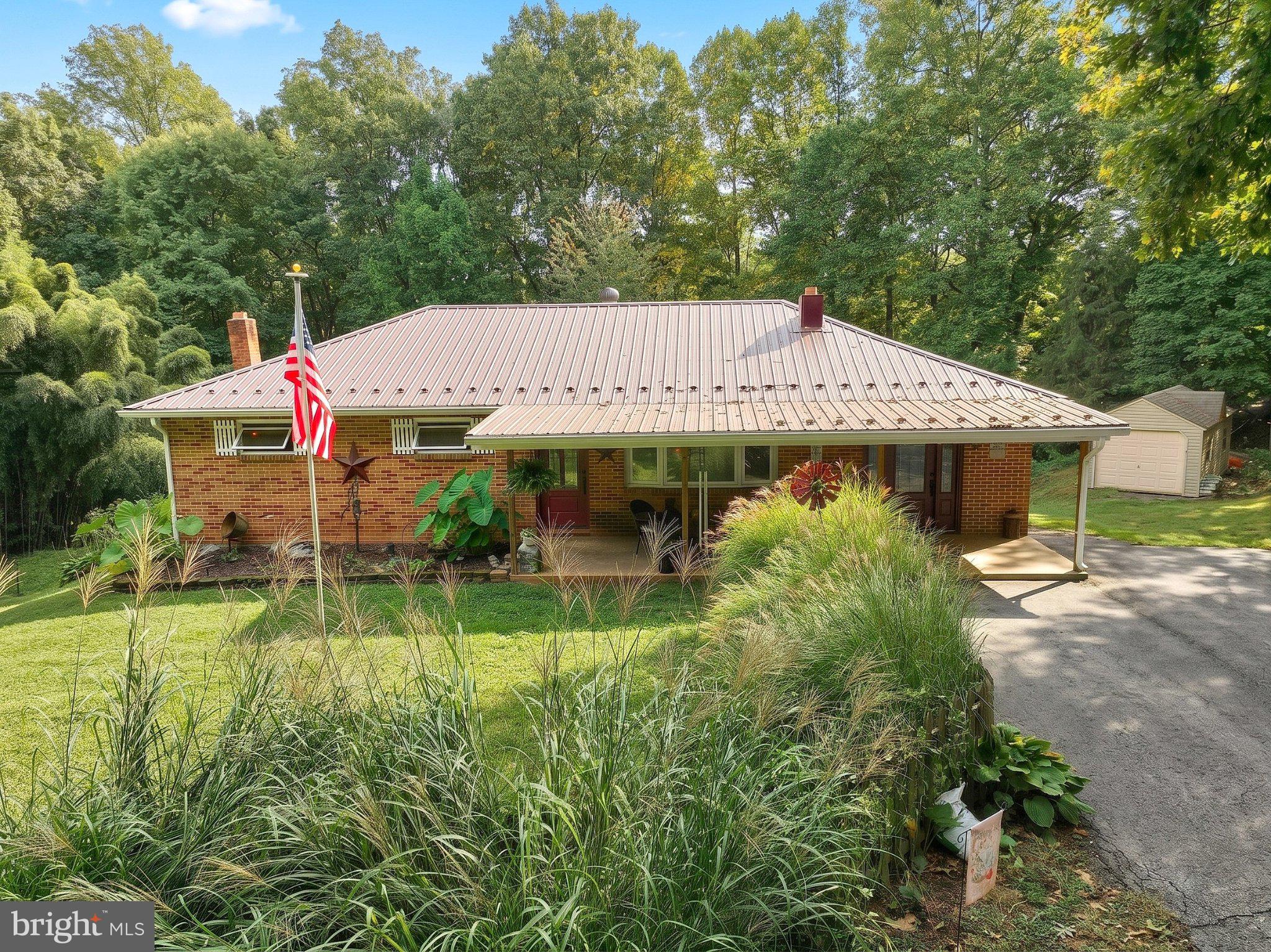 5400 LEWISBERRY ROAD