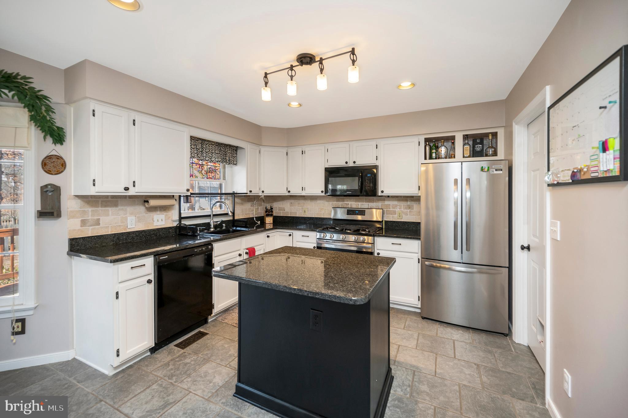 SMOKETREE - Residential