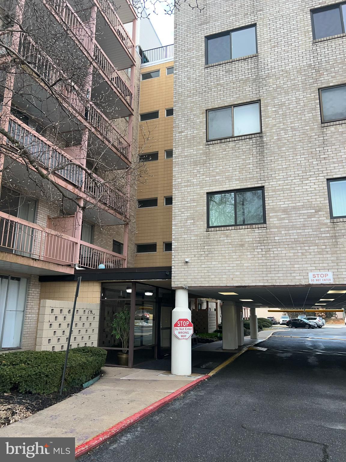 PIKESVILLE - Residential