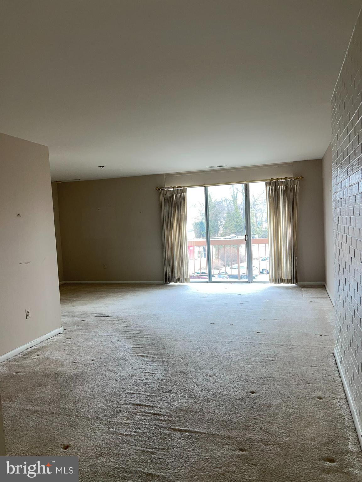 PIKESVILLE - Residential