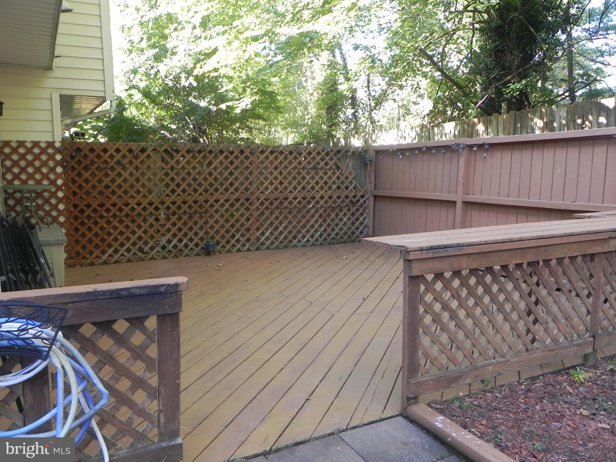 KINGSBRIDGE COURT - Residential Lease