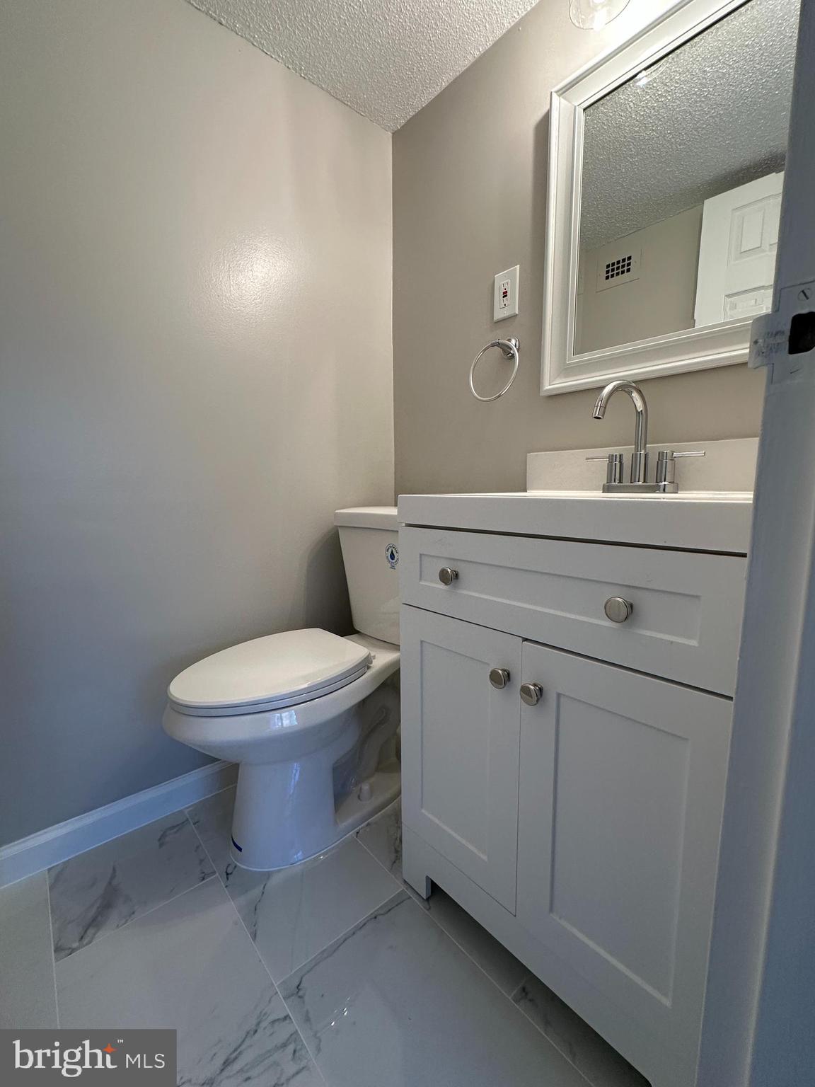 CIRCLE - Residential Lease