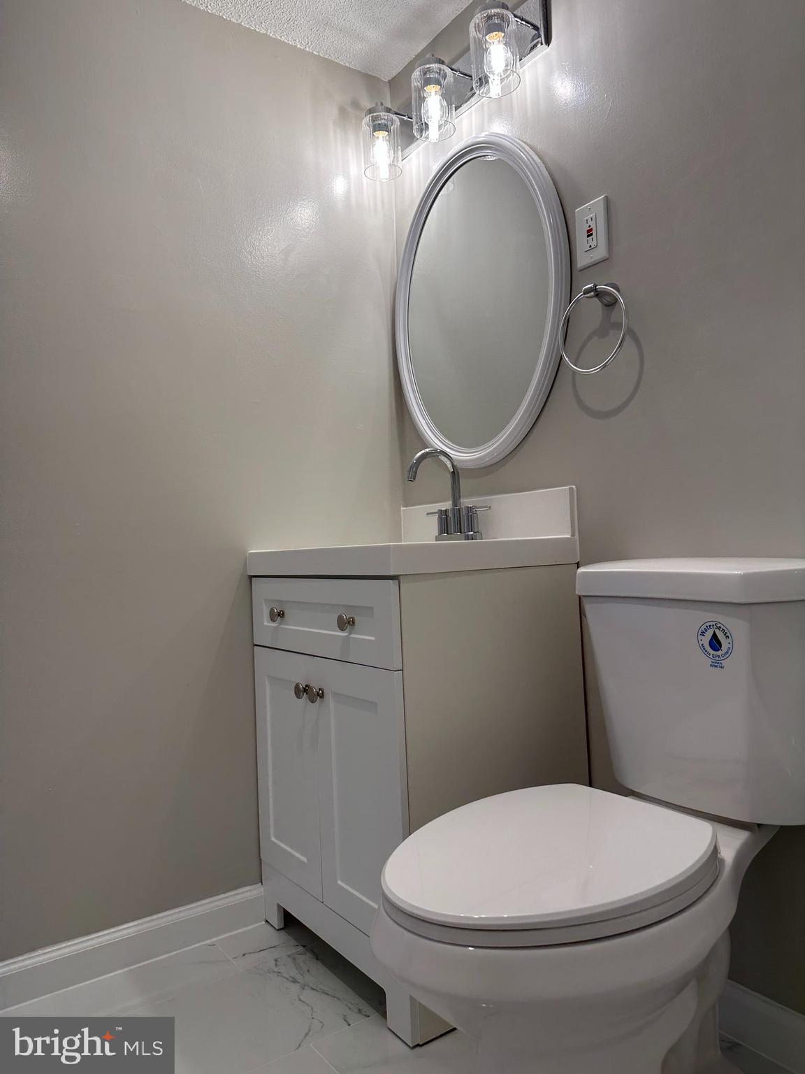 CIRCLE - Residential Lease