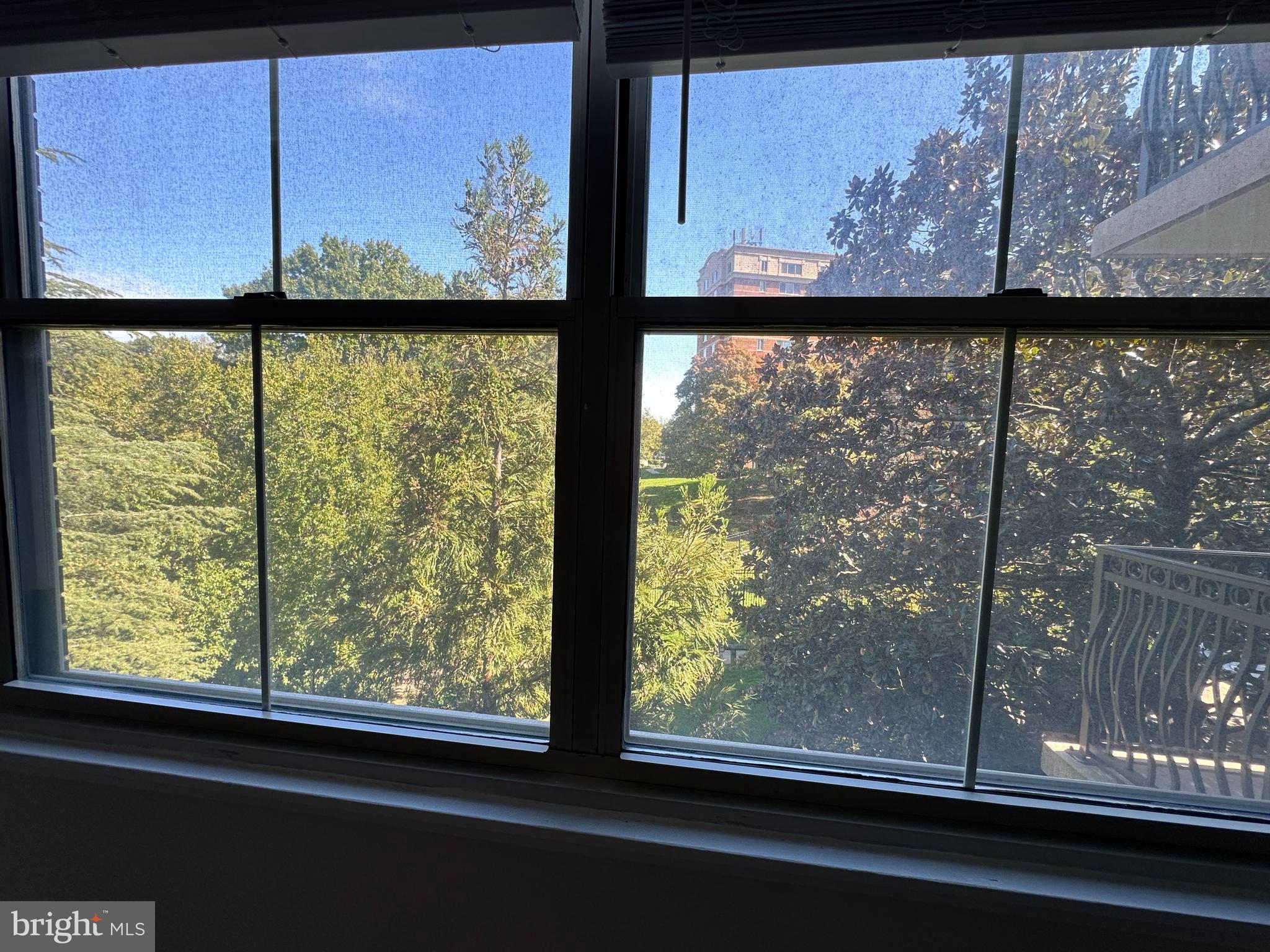 CIRCLE - Residential Lease