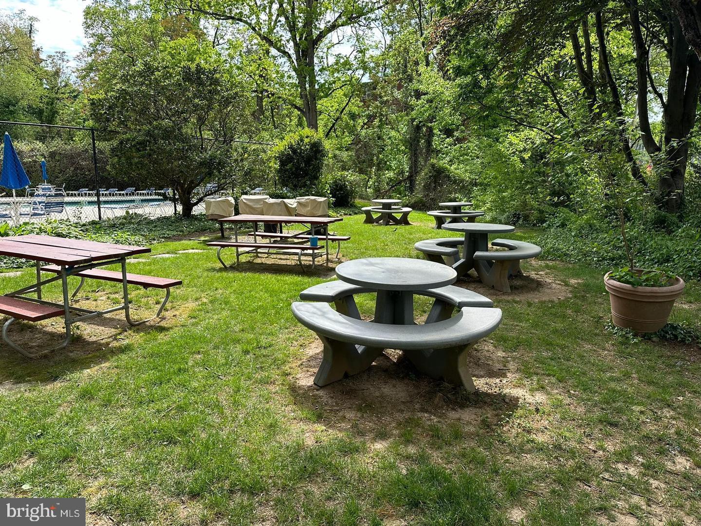 CIRCLE - Residential Lease