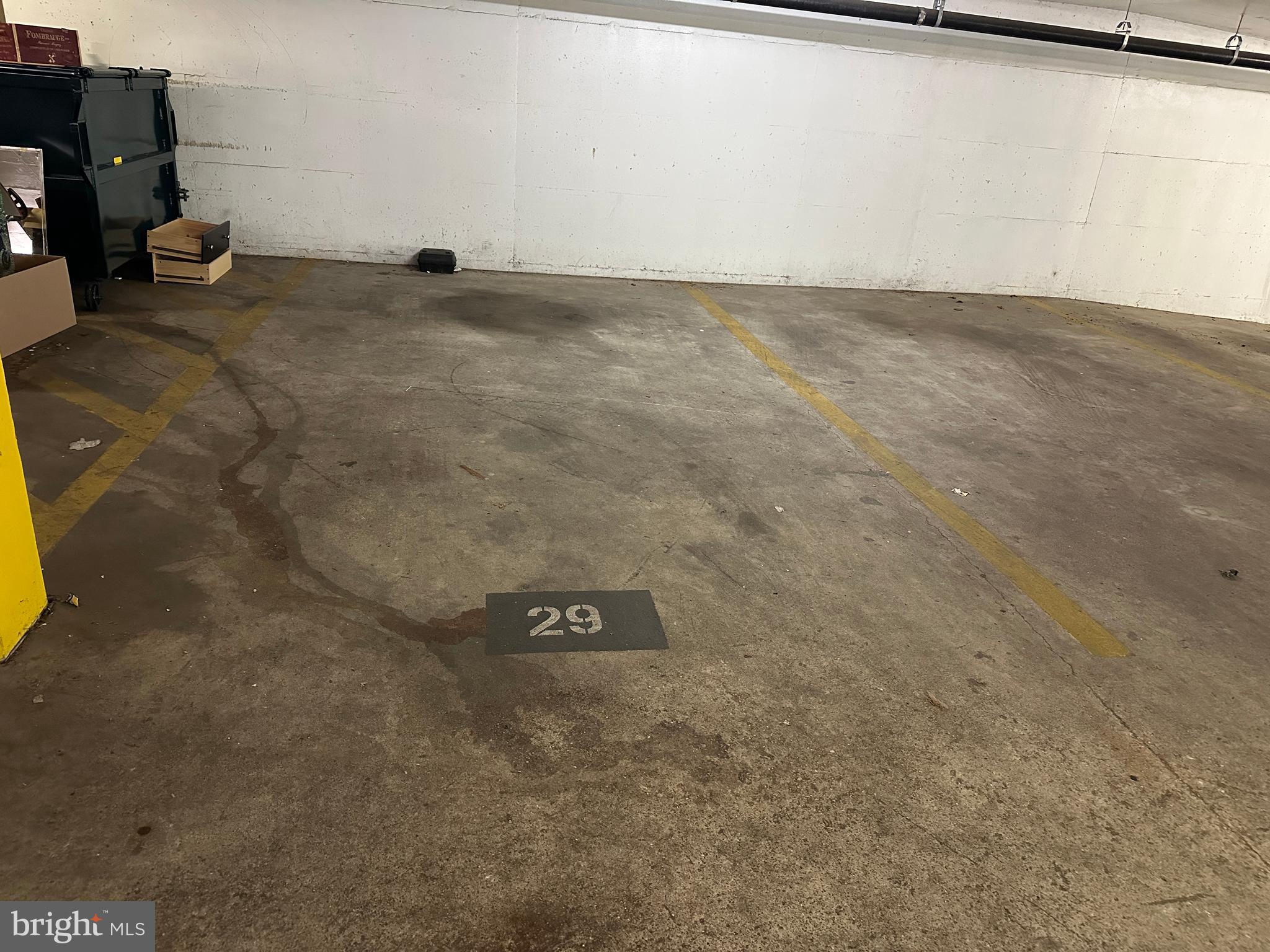 CIRCLE - Residential Lease