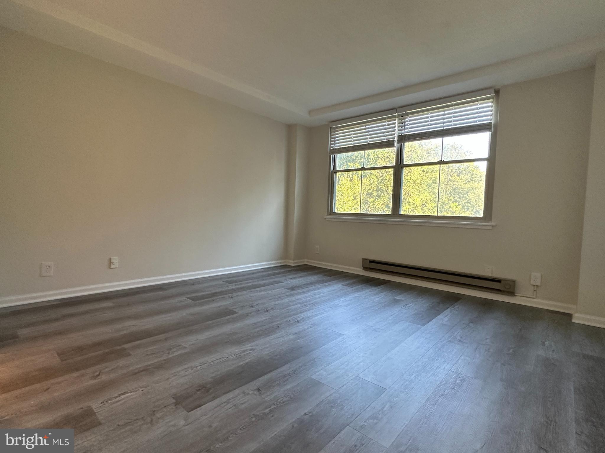 CIRCLE - Residential Lease