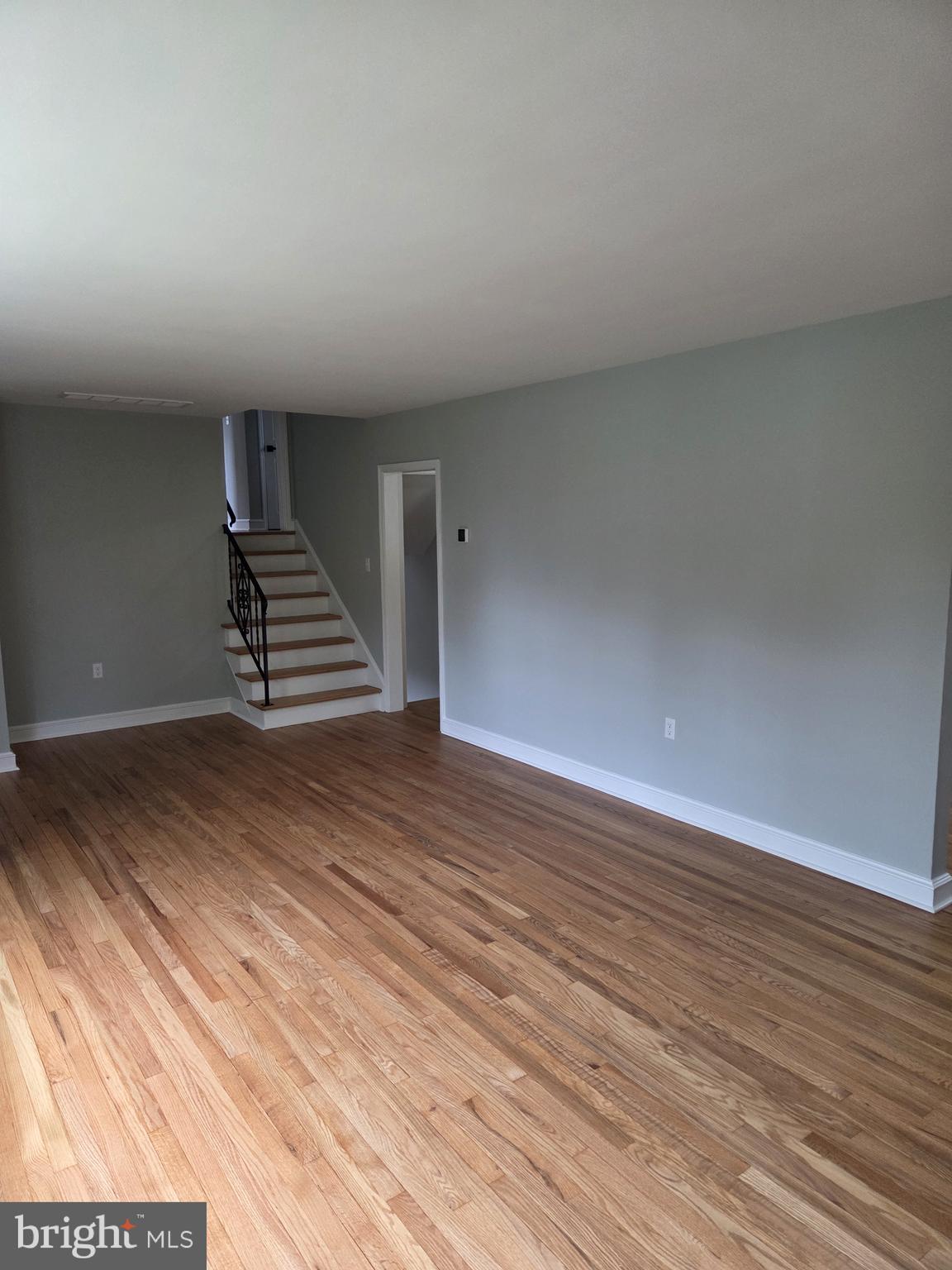 5 SMALLWOOD LANE