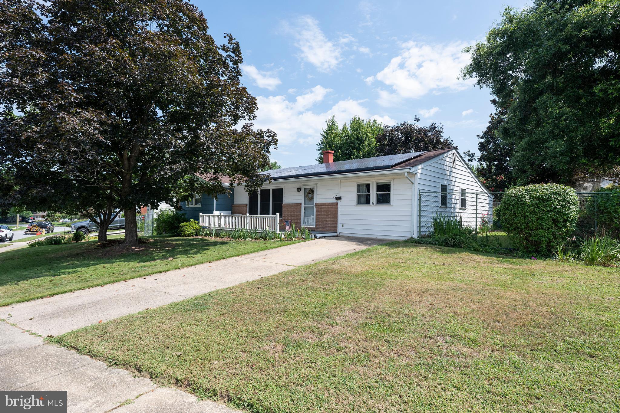 449 DORIS CIRCLE