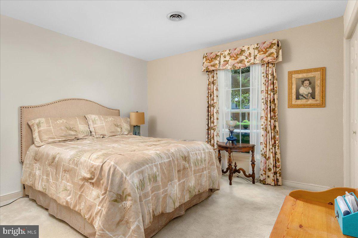 SPRING VALLEY - Residential