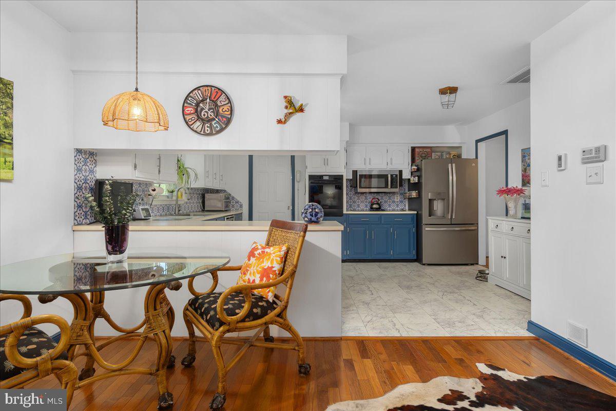 SPRING VALLEY - Residential