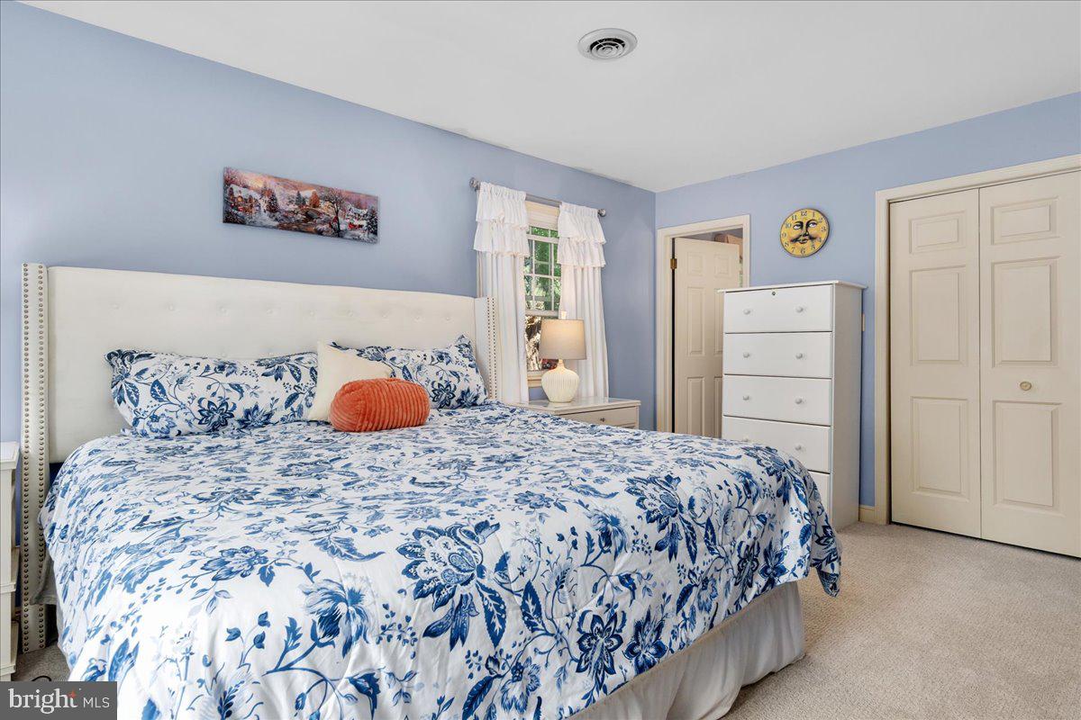 SPRING VALLEY - Residential