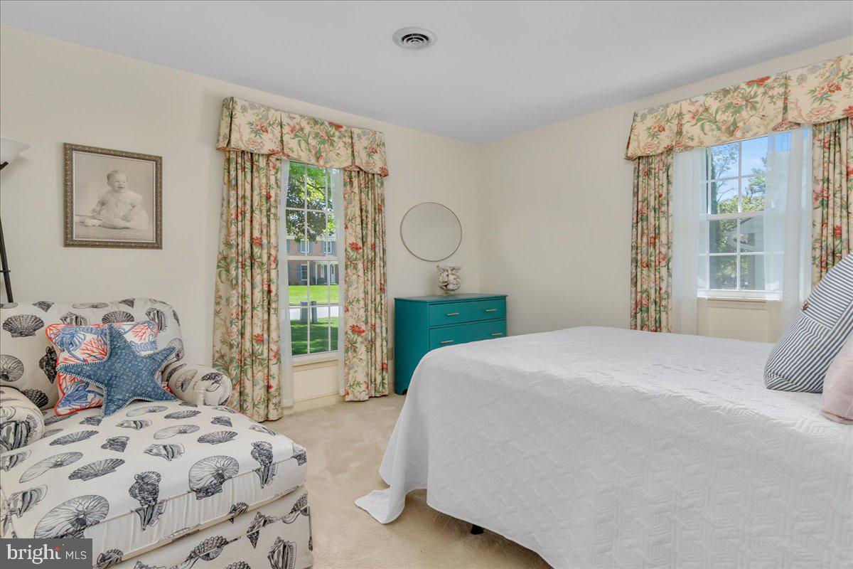 SPRING VALLEY - Residential