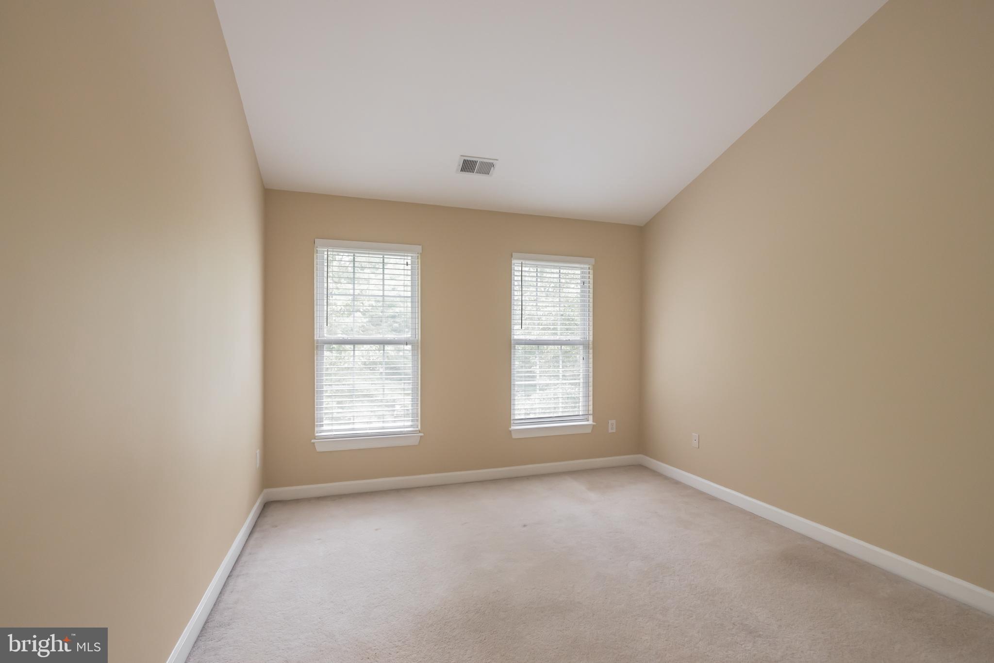 WILLOWS OF POTOMAC - Residential