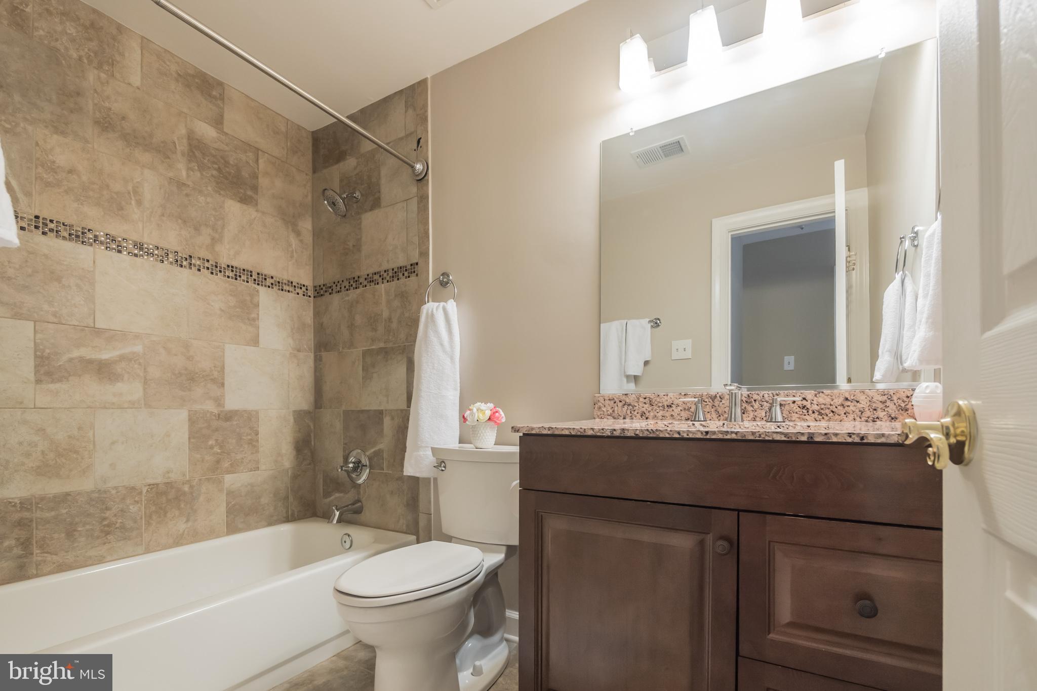 WILLOWS OF POTOMAC - Residential