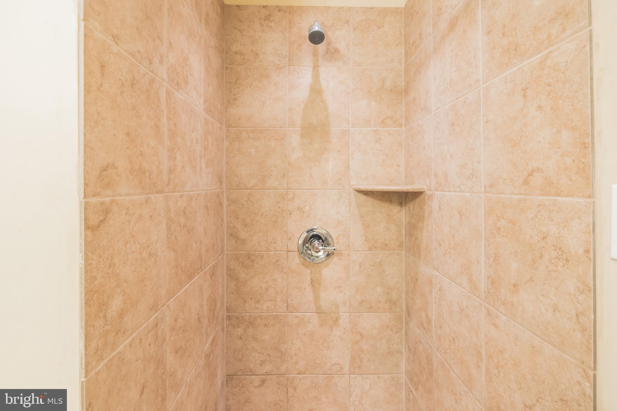 WILLOWS OF POTOMAC - Residential