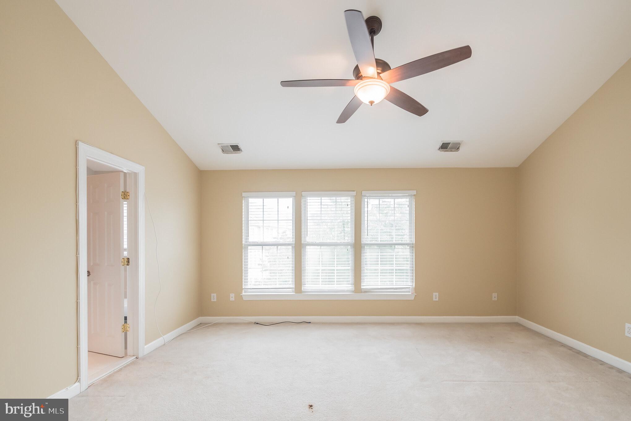 WILLOWS OF POTOMAC - Residential