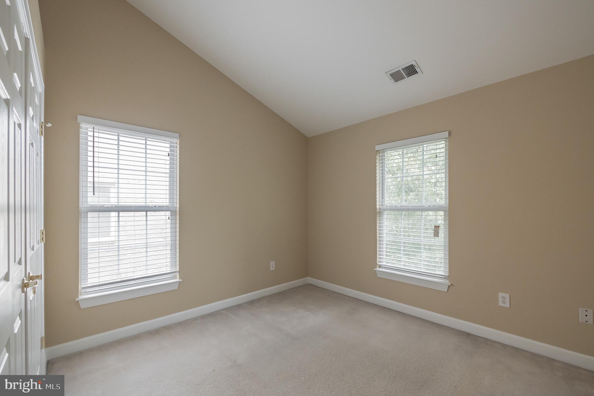 WILLOWS OF POTOMAC - Residential