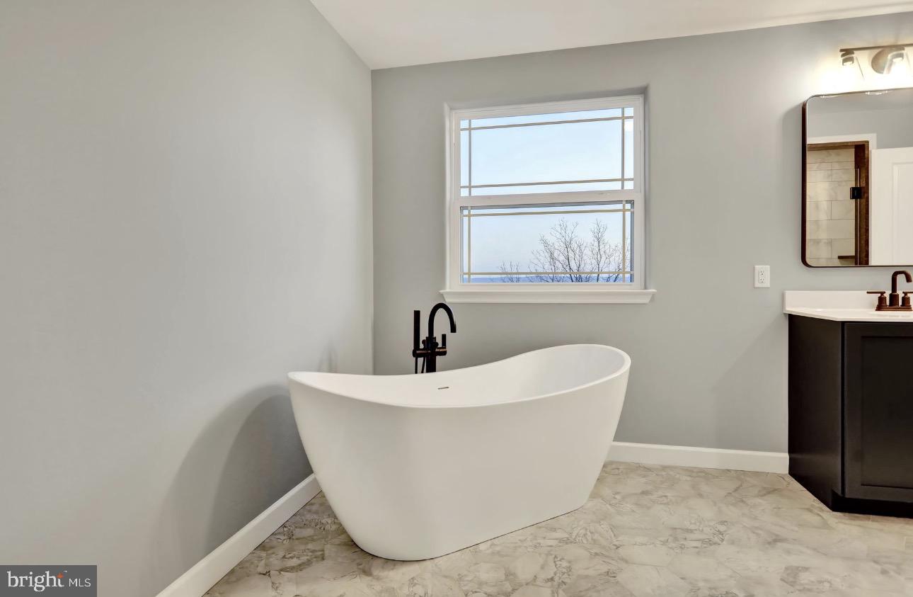 HILL TOP ESTATES - Residential