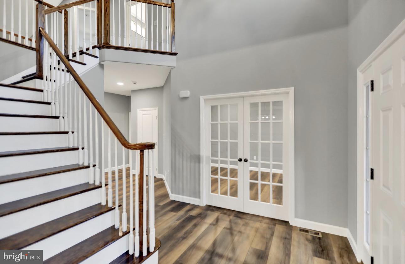 HILL TOP ESTATES - Residential