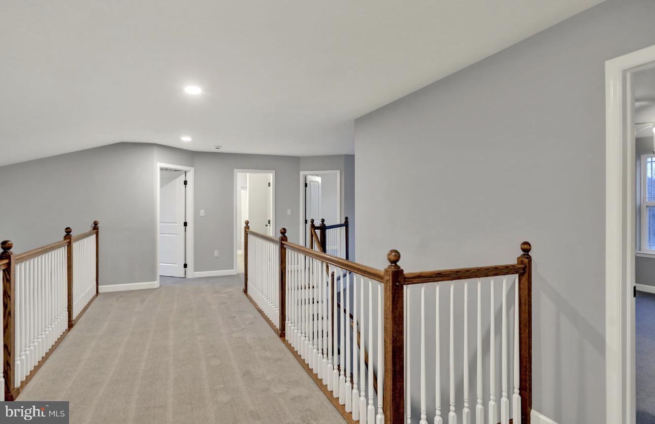 HILL TOP ESTATES - Residential