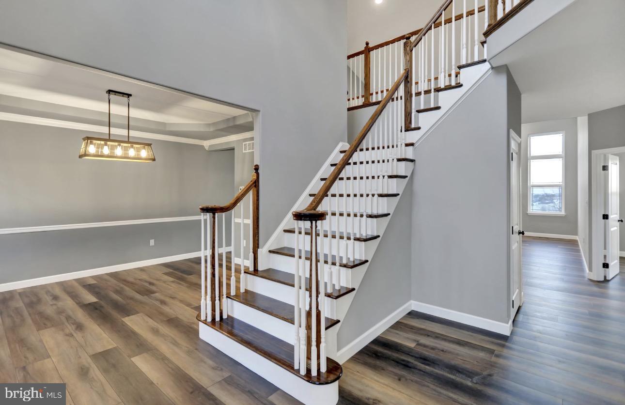 HILL TOP ESTATES - Residential