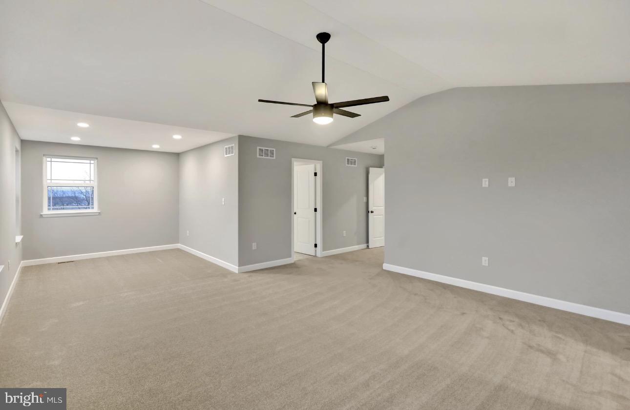 HILL TOP ESTATES - Residential