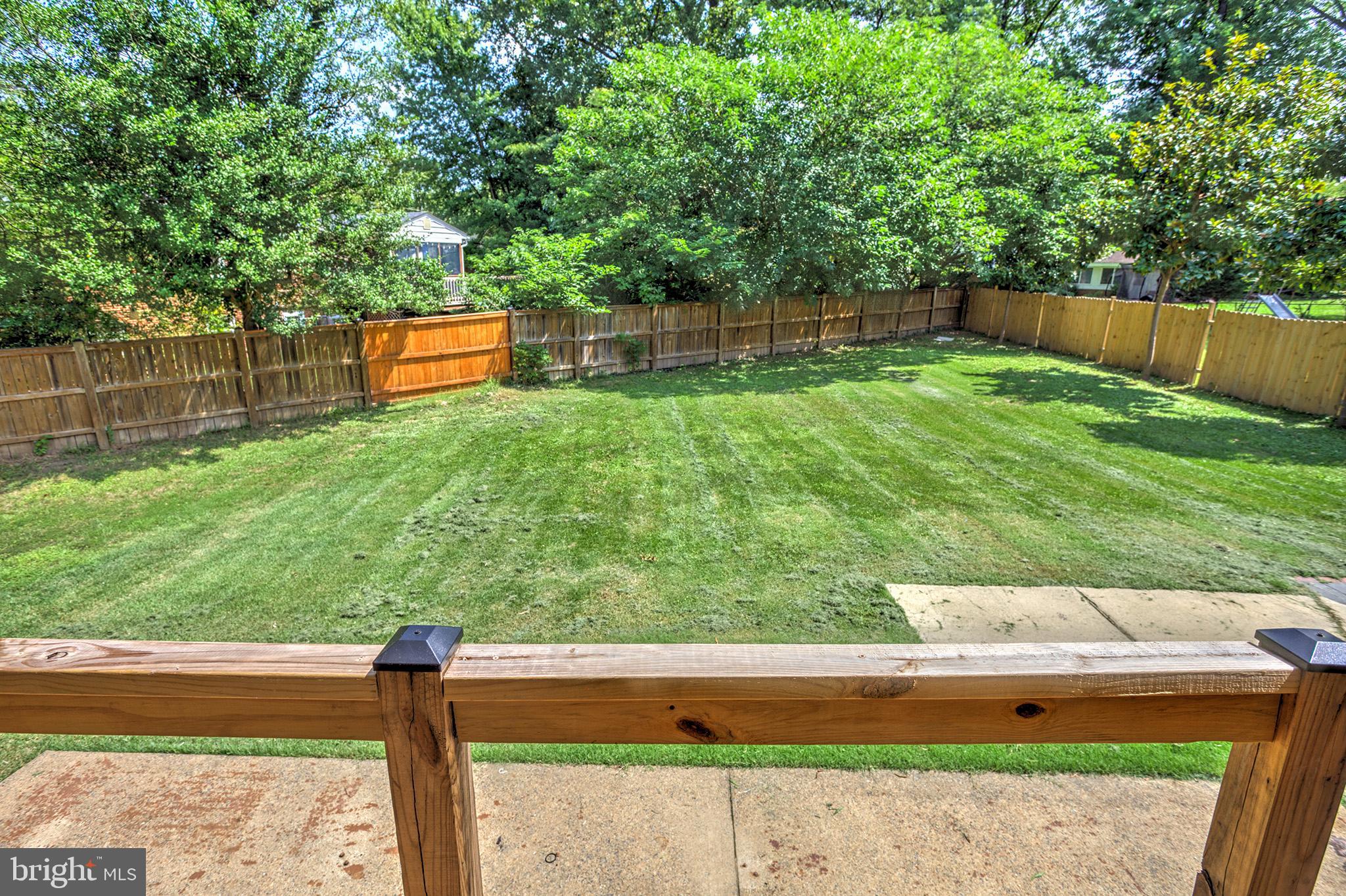 FAIRFAX TOWNE ESTATES - Residential