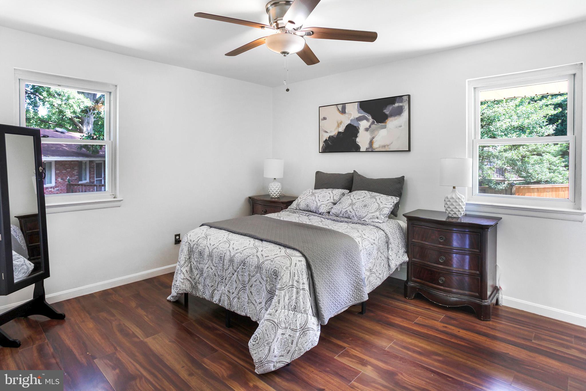 FAIRFAX TOWNE ESTATES - Residential