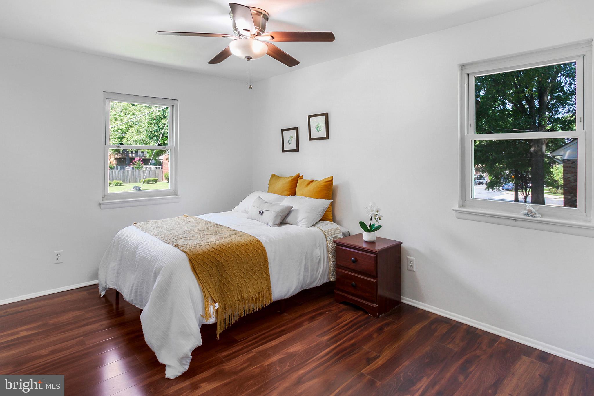 FAIRFAX TOWNE ESTATES - Residential