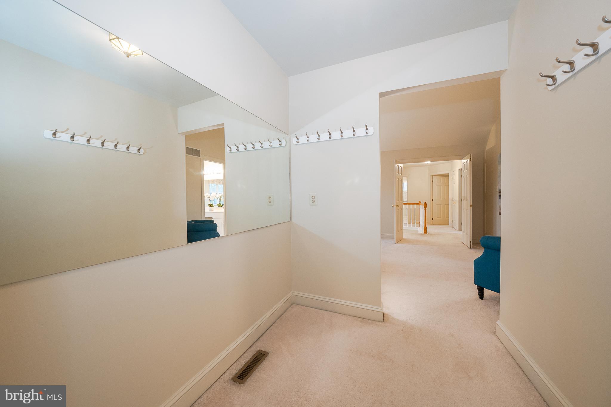 WILLOWDALE CROSSIN - Residential