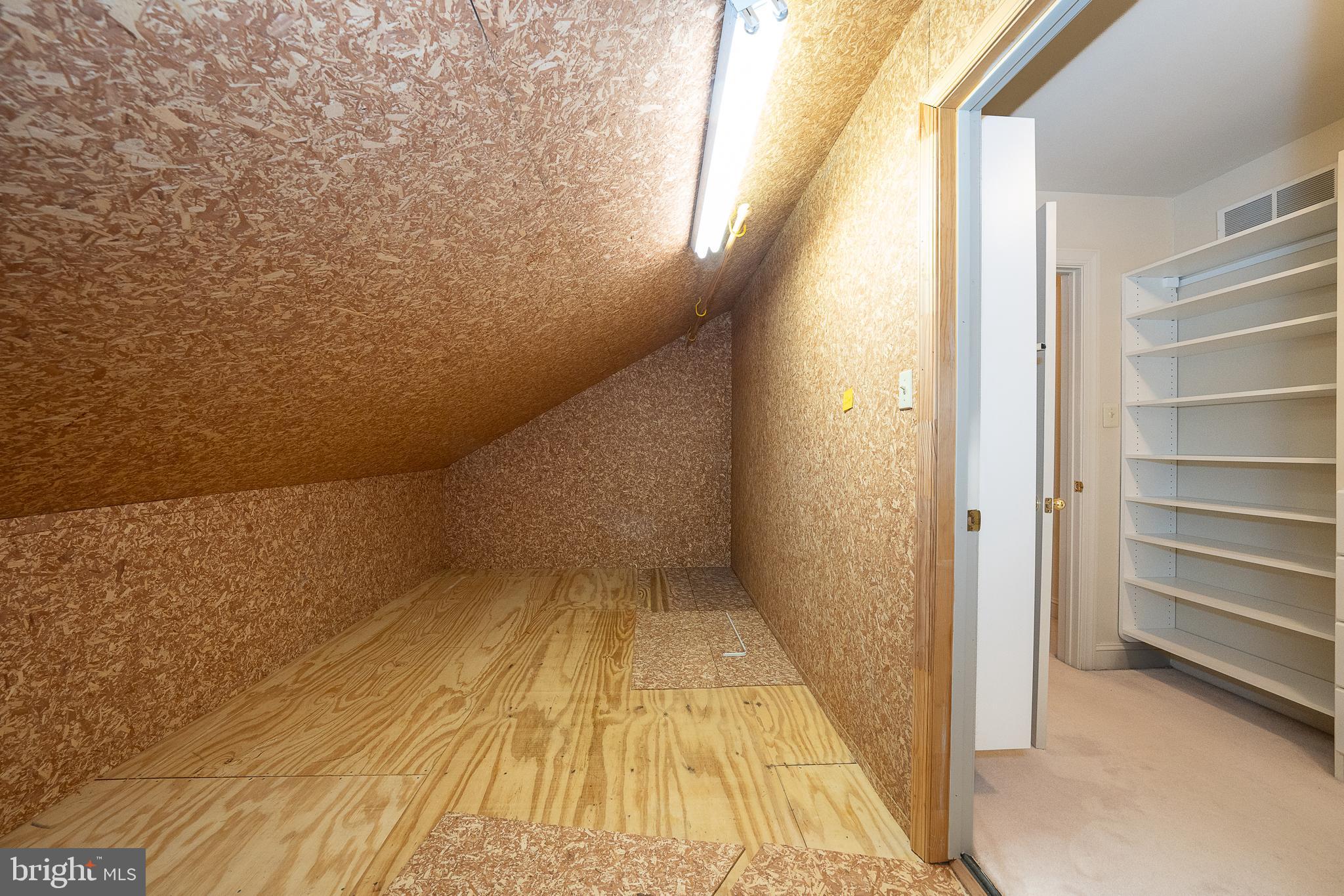 WILLOWDALE CROSSIN - Residential