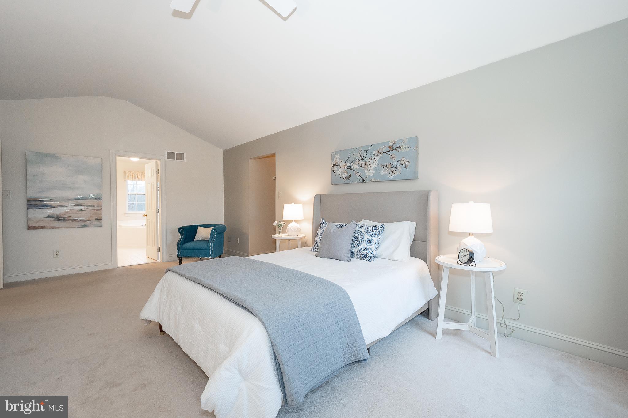 WILLOWDALE CROSSIN - Residential