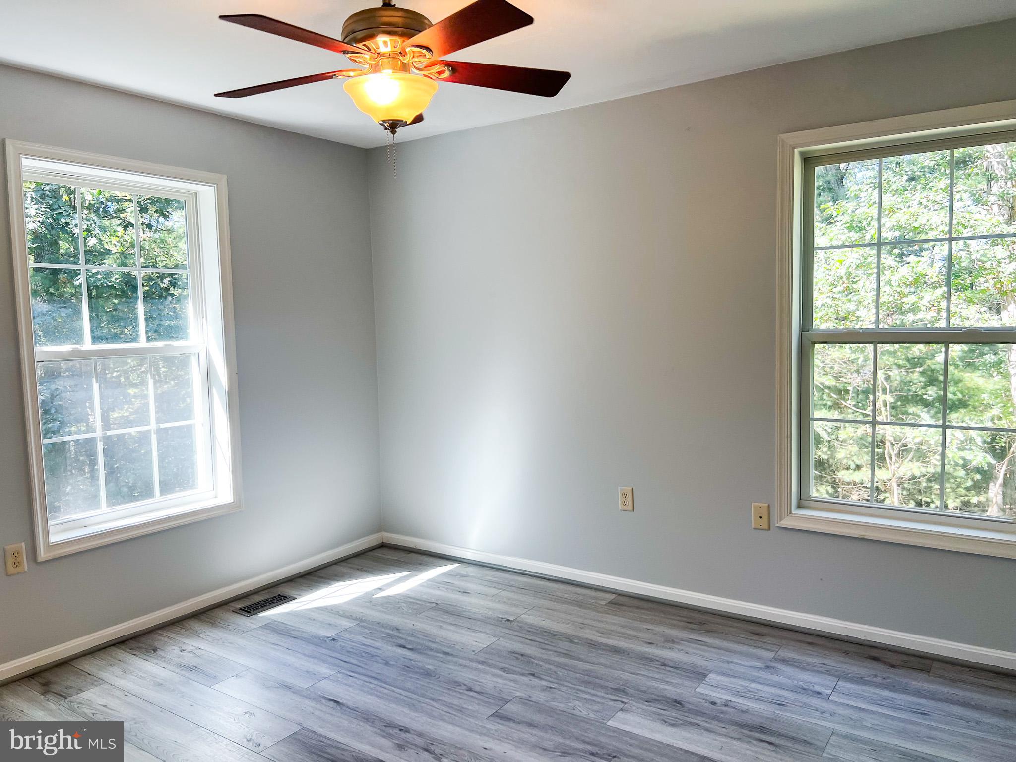 SPRING VALLEY - Residential