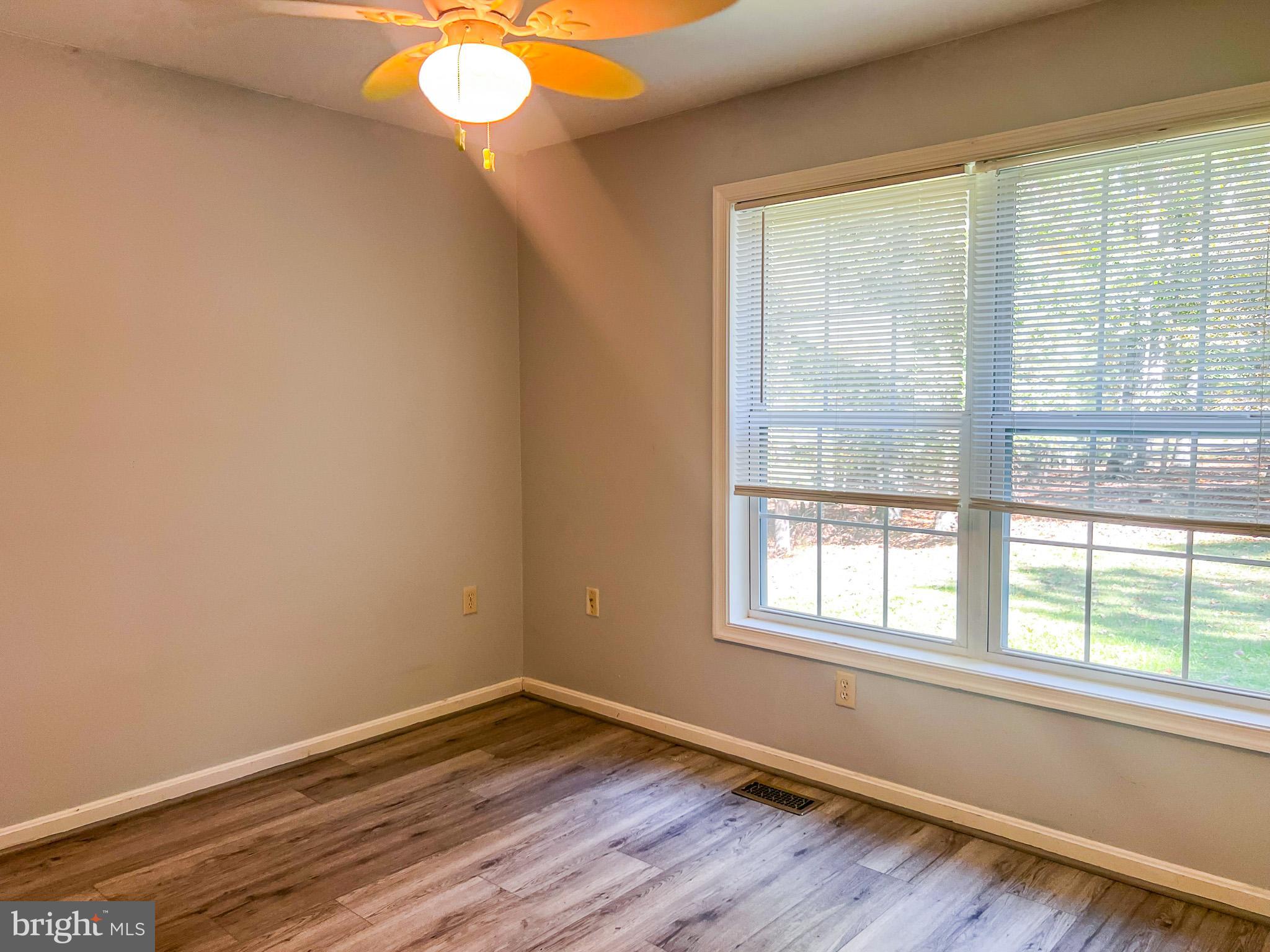 SPRING VALLEY - Residential